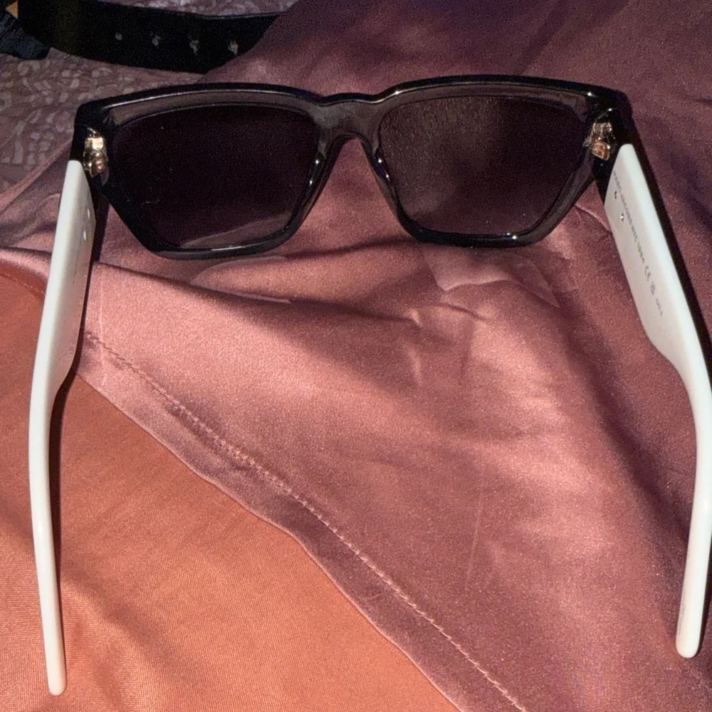 Marc Jacobs Sleek Black Sunglasses
